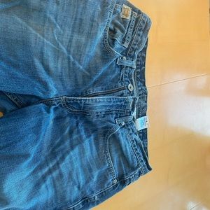 Cinch jeans (some wear on one knee) 32w x 34l
